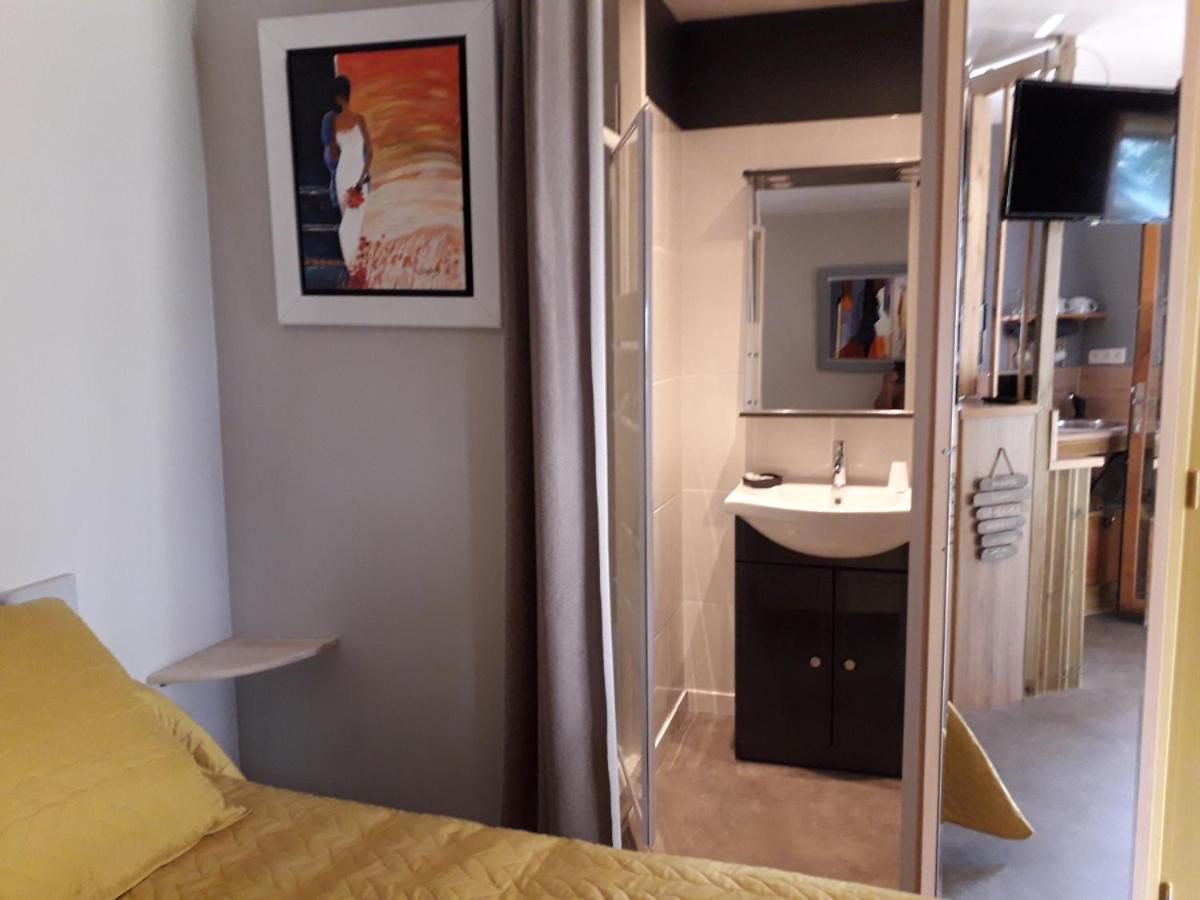 Le Pigeonnier Hotel Brive-la-Gaillarde Buitenkant foto